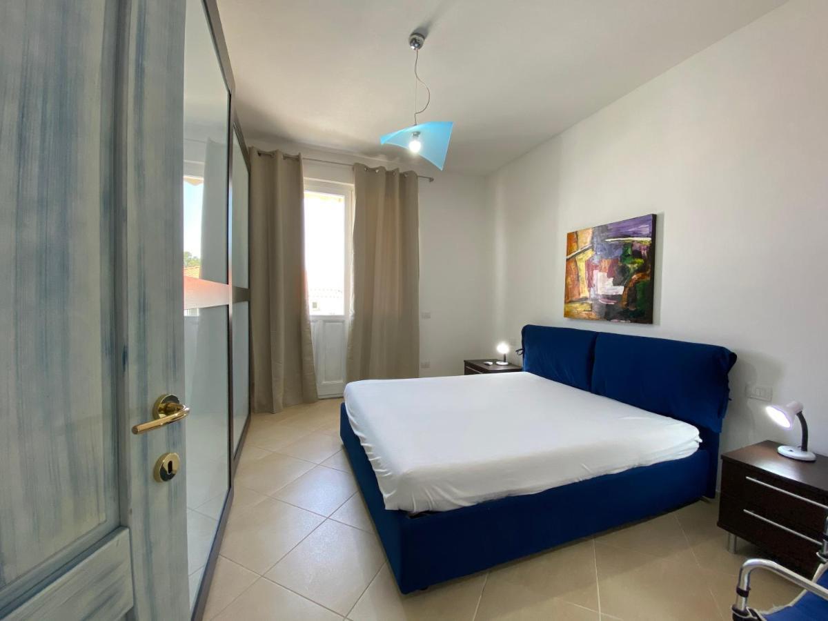 Sabrina Apartments Porto Pino Exteriör bild
